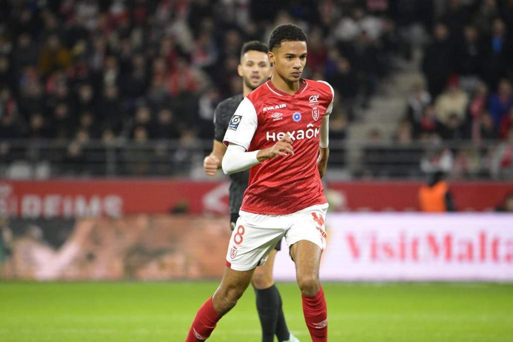 Amir Richardson Resmi Kembali ke Le Havre dengan Status Pinjaman