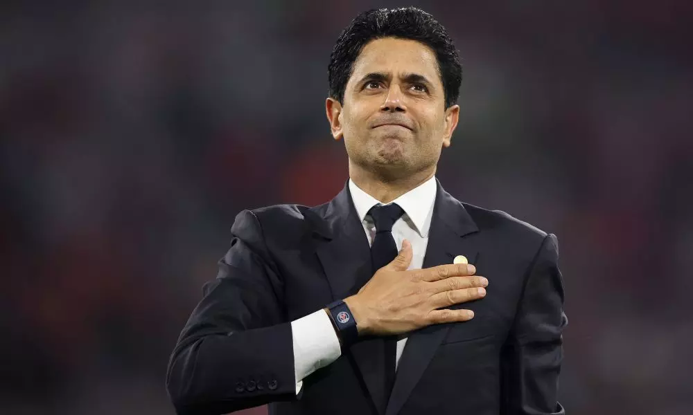 Ilustrasi analisis transfer PSG terlalu fokus pada harga pemain di bursa transfer
