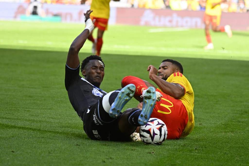 Auxerre Sambut Kembalinya Bair dan Labeau-Lascary Lawan Angers