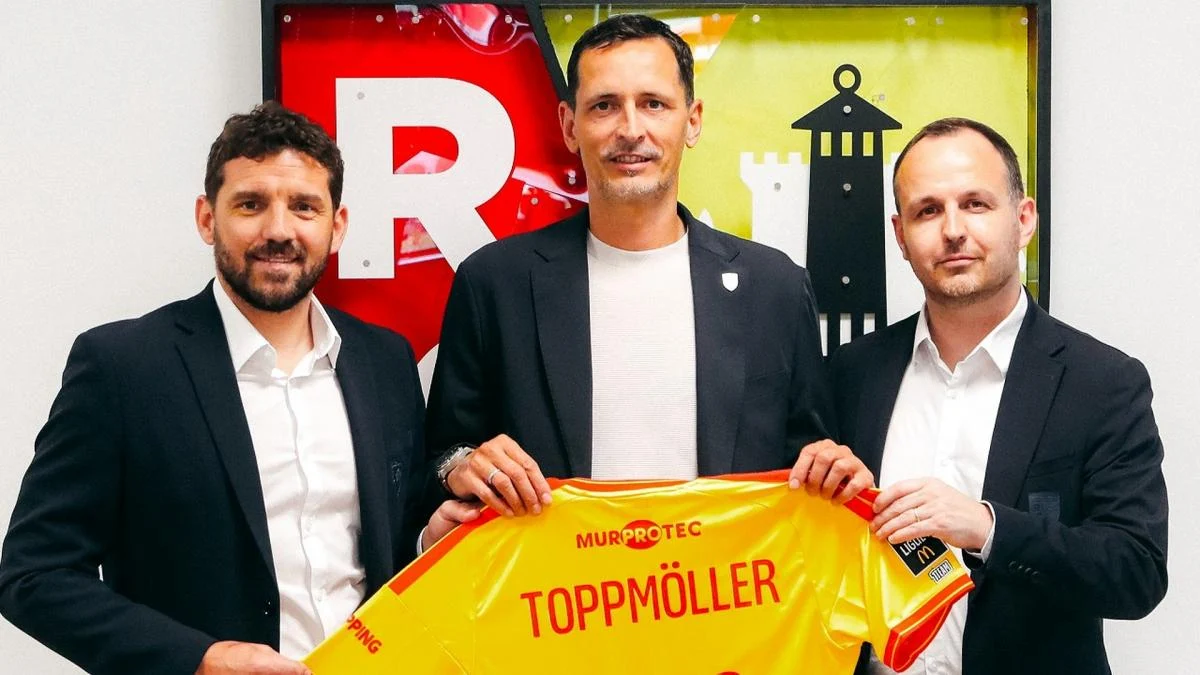 Pelatih Jerman Dino Toppmoller saat menangani RC Lens di kompetisi Ligue 1 Prancis musim 2026