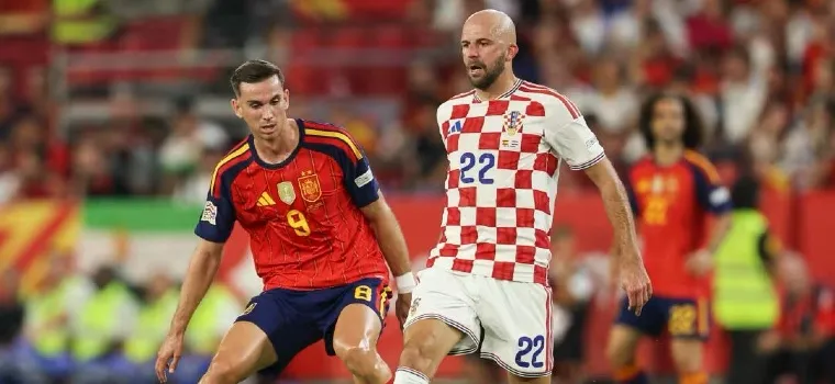 Fabián Ruiz gelandang PSG bermain untuk Spanyol melawan Kroasia di Liga Nations