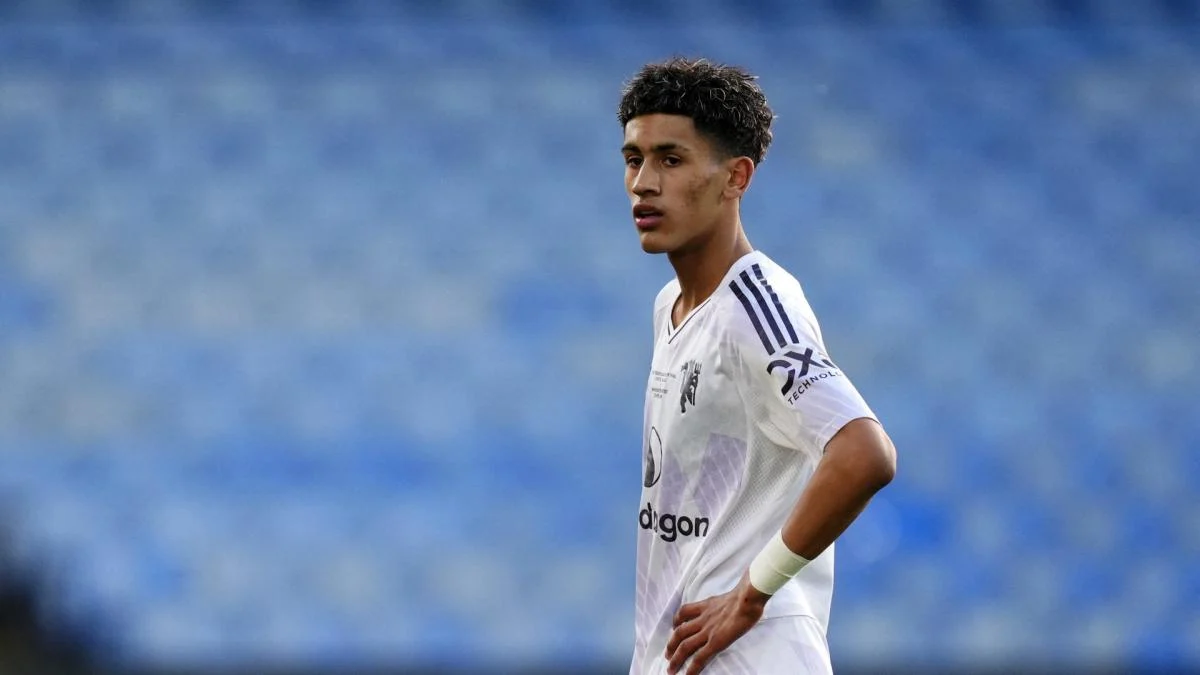 JJ Gabriel winger muda Manchester United dibidik PSG di bursa transfer