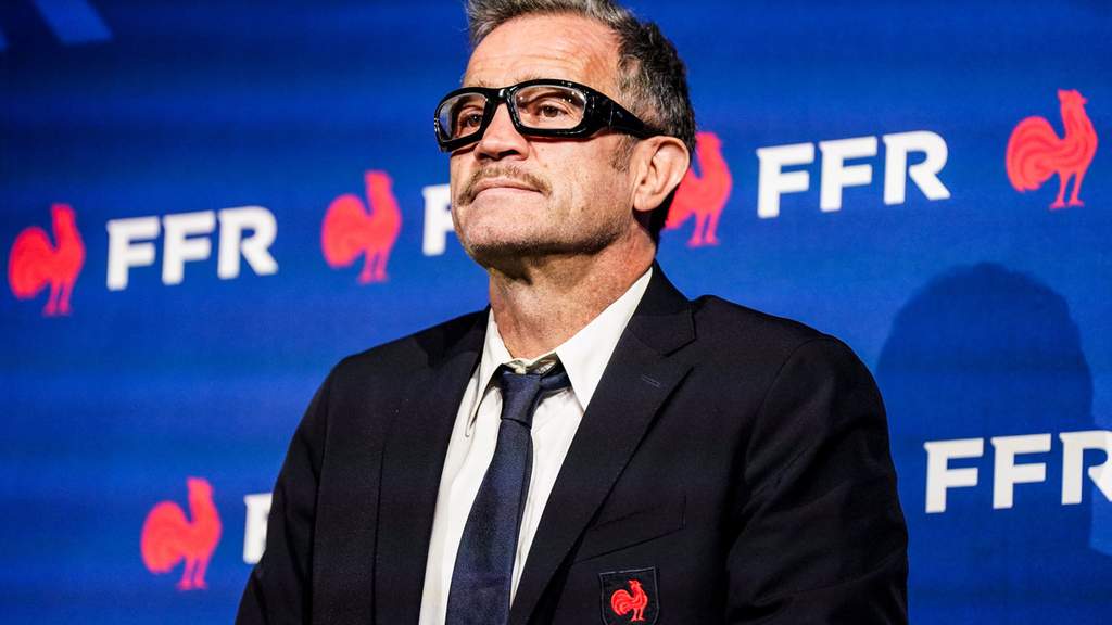 Pelatih Stade Toulousain Ugo Mola memberikan tanggapan terkait kursi pelatih timnas.