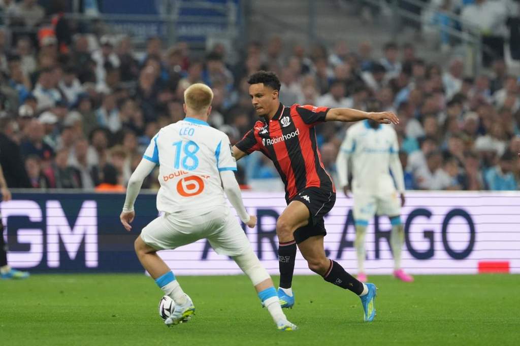 Pemain Marseille dan Nice berduel di lapangan hijau Ligue 1