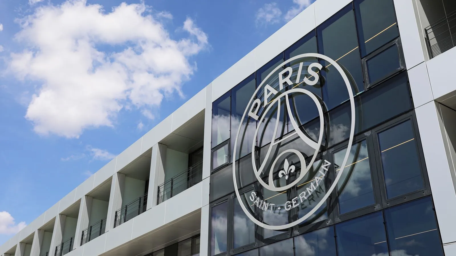 Suasana latihan PSG di Campus de Poissy menjelang laga Liga Champions