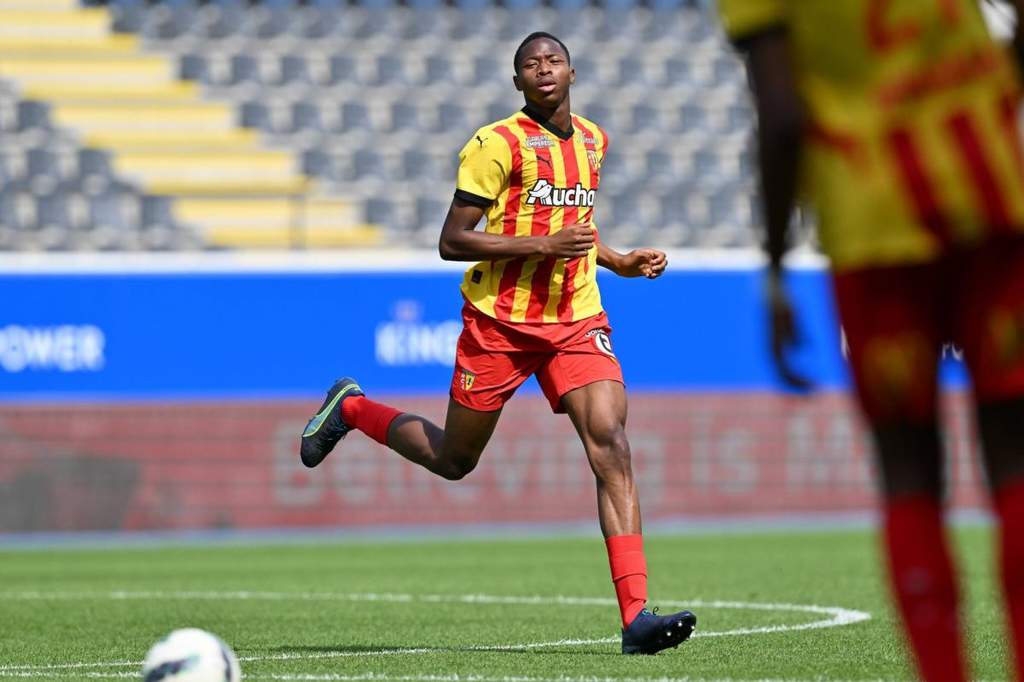 Lens Perpanjang Kontrak Souleymane Sagnan Hingga 2030