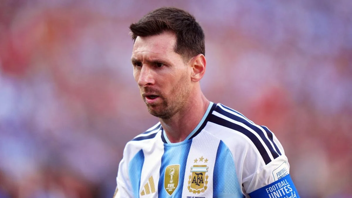 Lionel Messi bersiap tampil terakhir bersama Argentina melawan Benin di Monumental Buenos Aires.