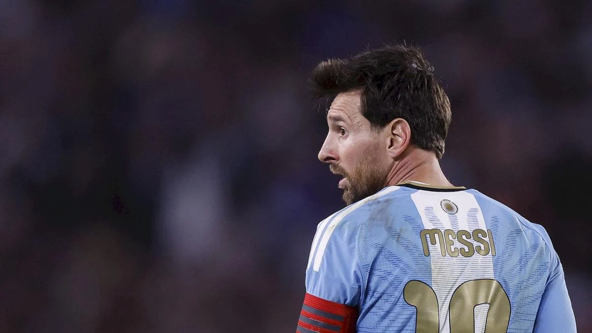 Lionel Messi menyampaikan pidato perpisahan usai laga terakhir Argentina melawan Benin