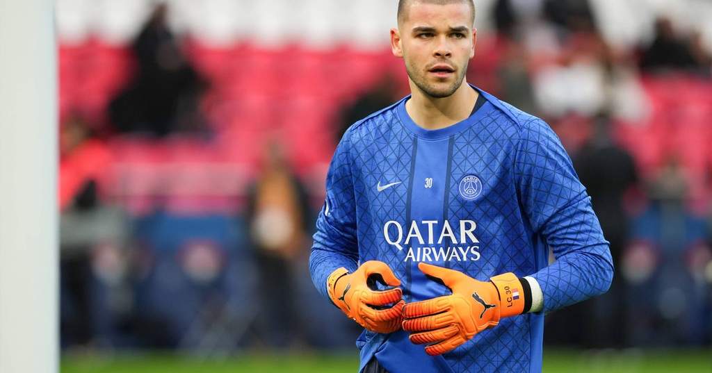 Lucas Chevalier Ajukan Tiga Syarat Tinggalkan PSG