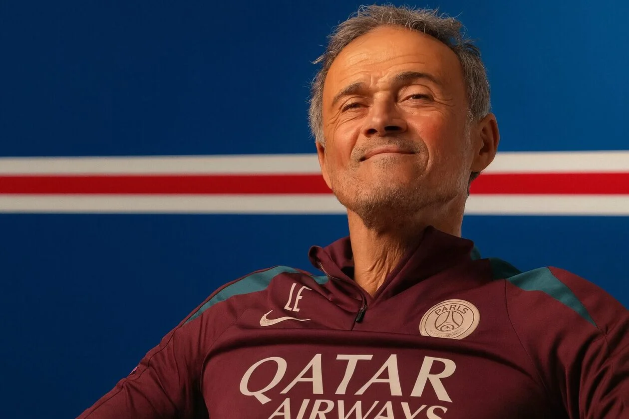 Luis Enrique memberikan konferensi pers sebelum pertandingan PSG di Ligue 1