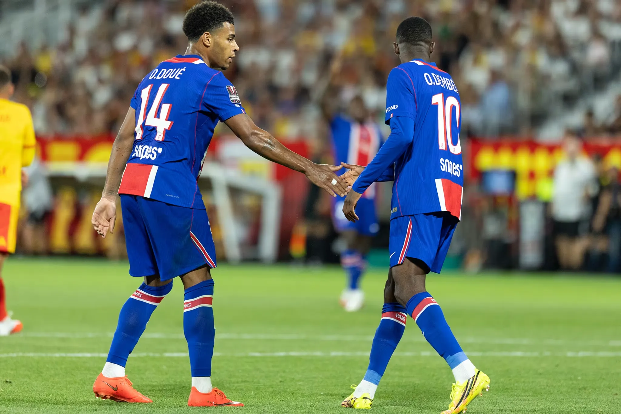 Luis Enrique pelatih PSG berbicara di konferensi pers sebelum laga melawan Monaco