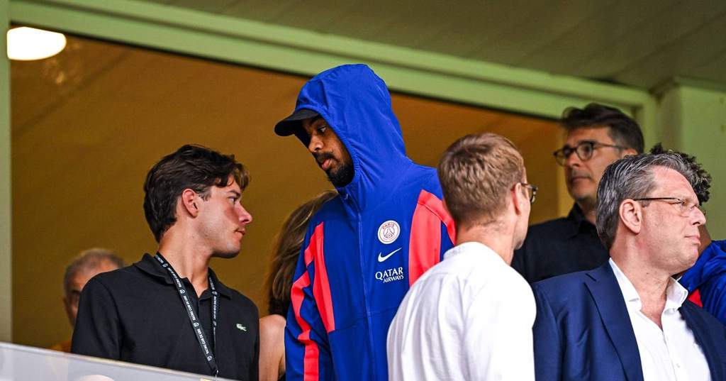 Luis Enrique: PSG Lebih Kuat Meski Barcola Hengkang ke Liverpool