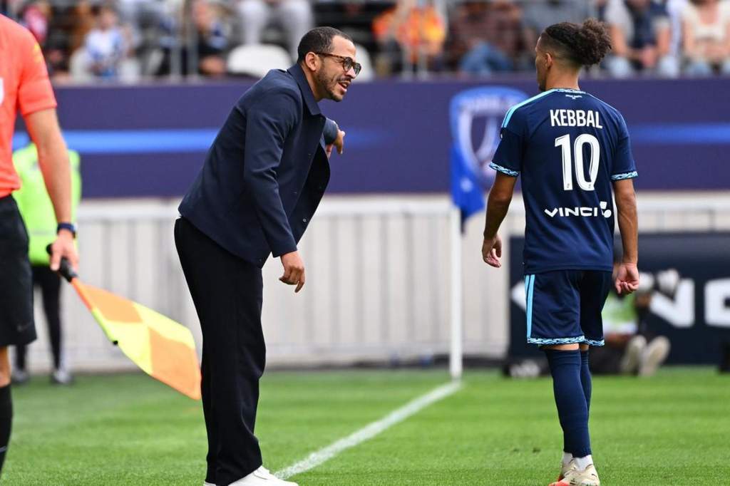 Paris FC Tundukkan Nice 3-0, Kemenangan Perdana Liam Rosenior