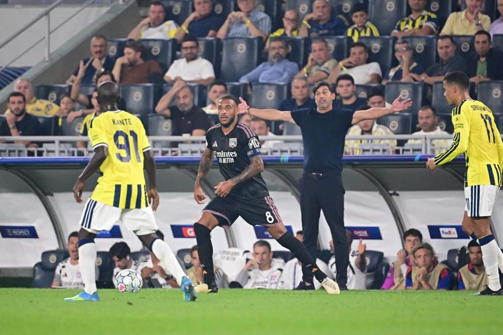 Paulo Fonseca Puji Keberanian OL Usai Tahan Imbang Fenerbahce