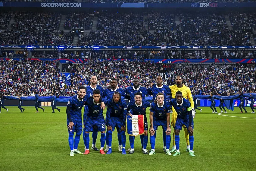 Pemain PSG Ousmane Dembele dan Desire Doue dalam laga Prancis vs Belgia di Liga Nations
