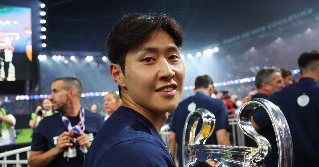 PSG Jual Kang-In Lee ke Atletico Madrid Senilai 40 Juta Euro