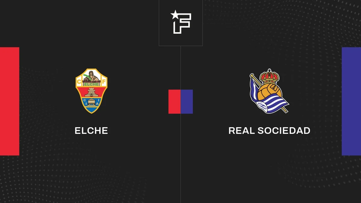 Pemain Real Sociedad merayakan gol kemenangan atas Elche di Liga Spanyol
