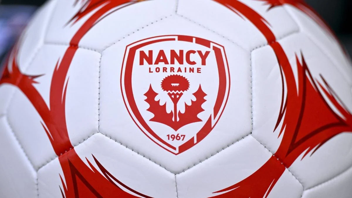 Stadion Marcel Picot markas AS Nancy-Lorraine klub Ligue 2 Prancis