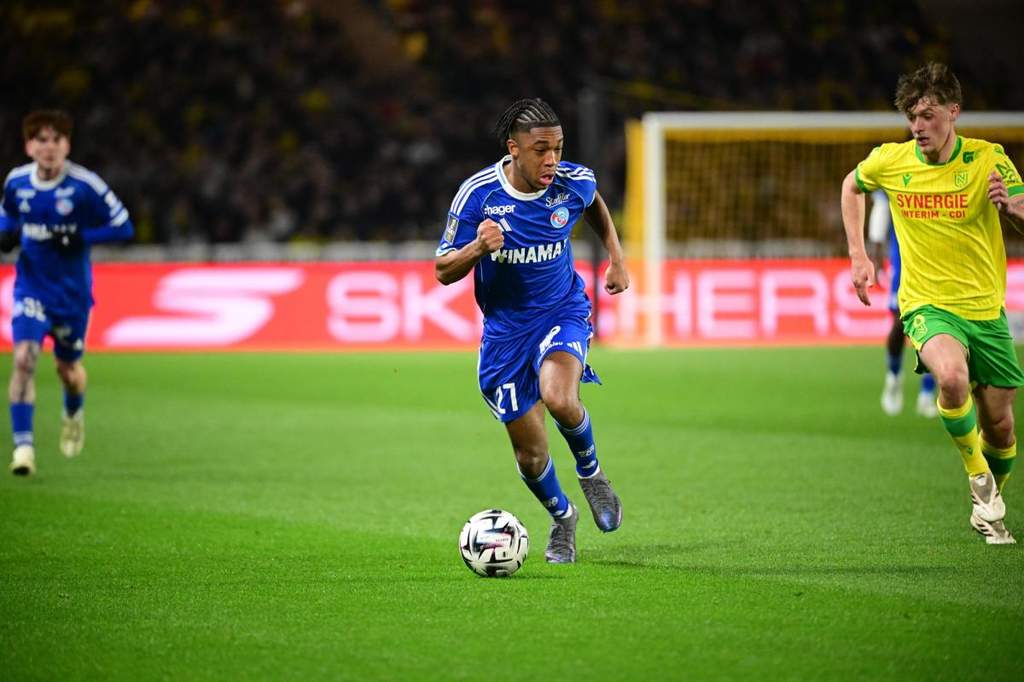 Pemain Strasbourg dalam laga uji coba pramusim melawan Blackburn Rovers.
