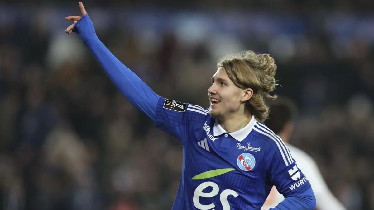 Pemain Strasbourg merayakan gol besar dalam laga melawan Troyes di Ligue 1 2026/2027