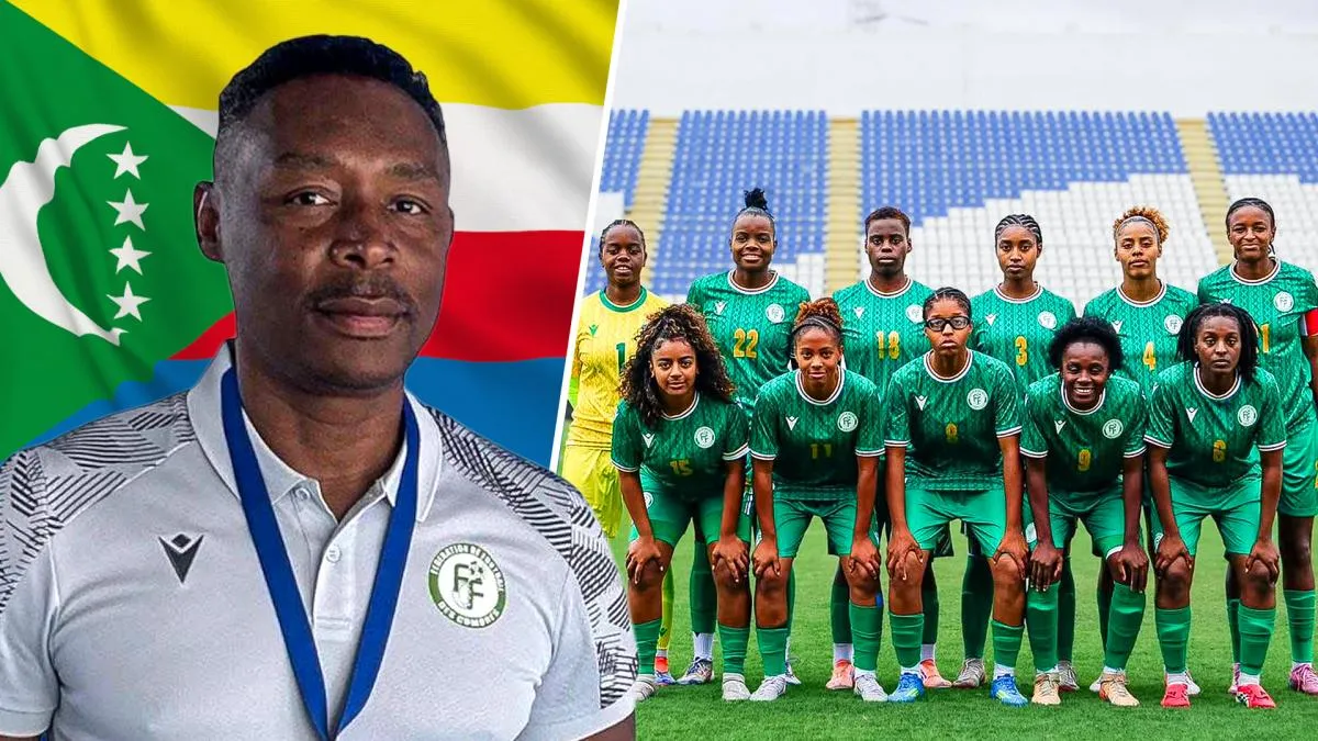 Pemain timnas wanita Komoro berpose bersama sebelum pertandingan kualifikasi Piala Afrika Wanita