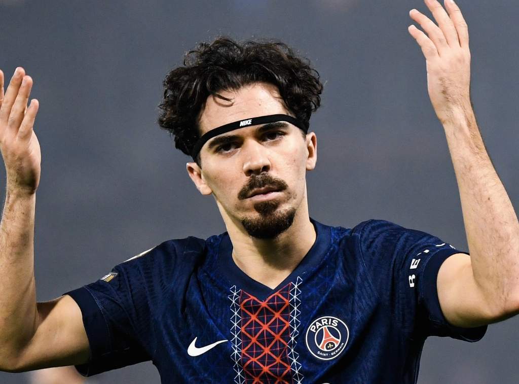 Vitinha Bangkit di Lille, Cetak Gol dan Assist Penyelamat