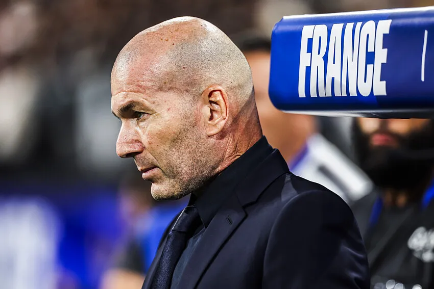 Pelatih timnas Prancis Zinedine Zidane dan skuad PSG di sesi latihan jelang laga Ligue 1