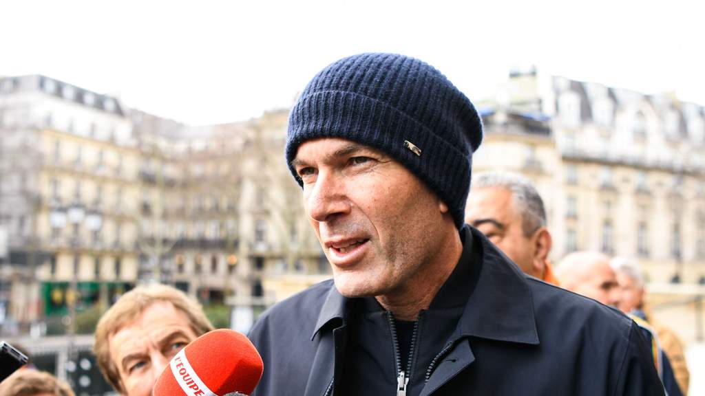 Zinedine Zidane Resmi Jadi Pelatih Baru Timnas Prancis
