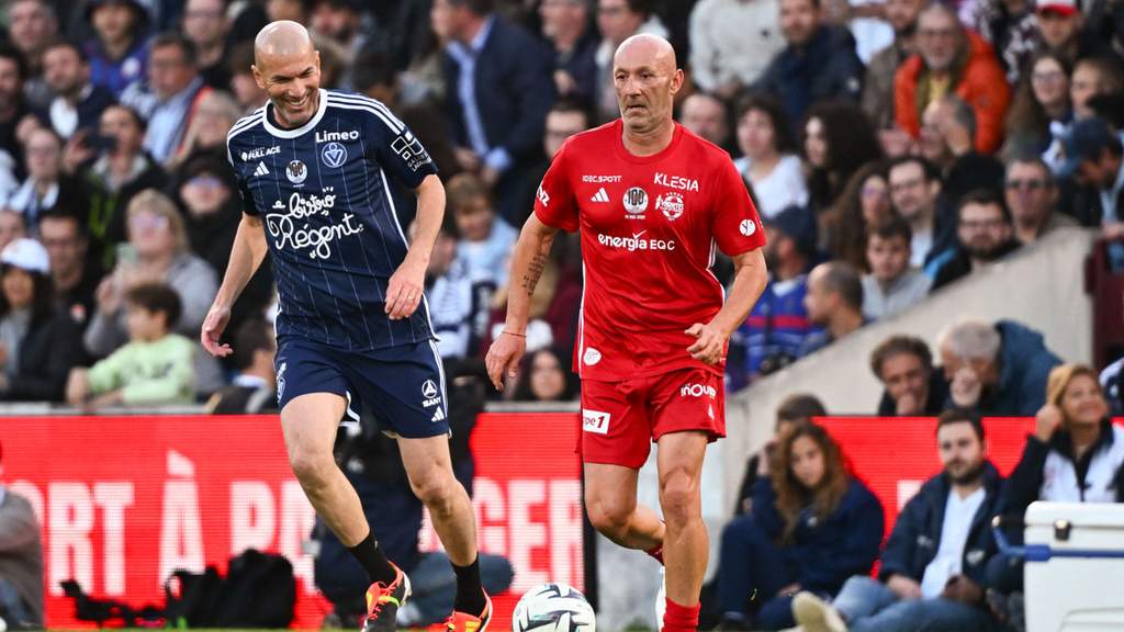Zinedine Zidane Tunjuk Fabien Barthez Jadi Pelatih Timnas Prancis